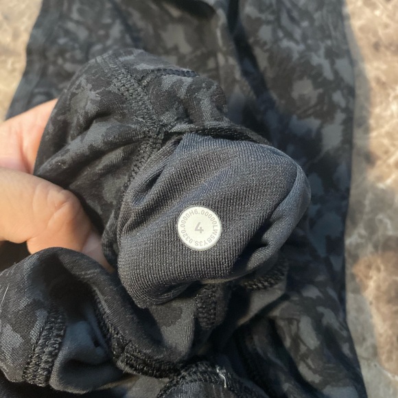 Lululemon Invigorate Legging - Picture 8 of 9